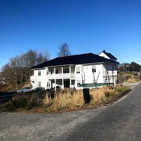 Apartment Klaeboe *